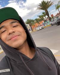 <em>Javier R.</em>